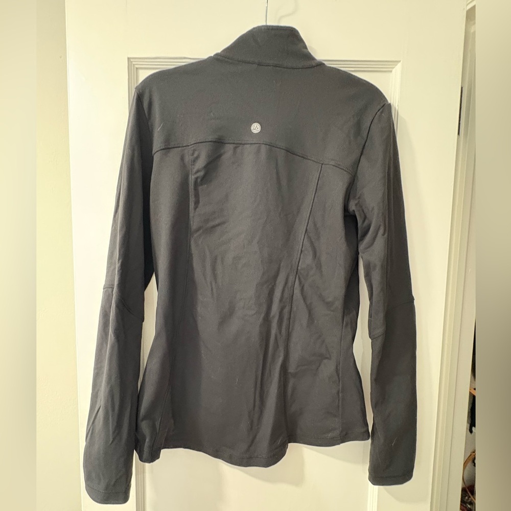 Active Jacket - Picture 2 of 3